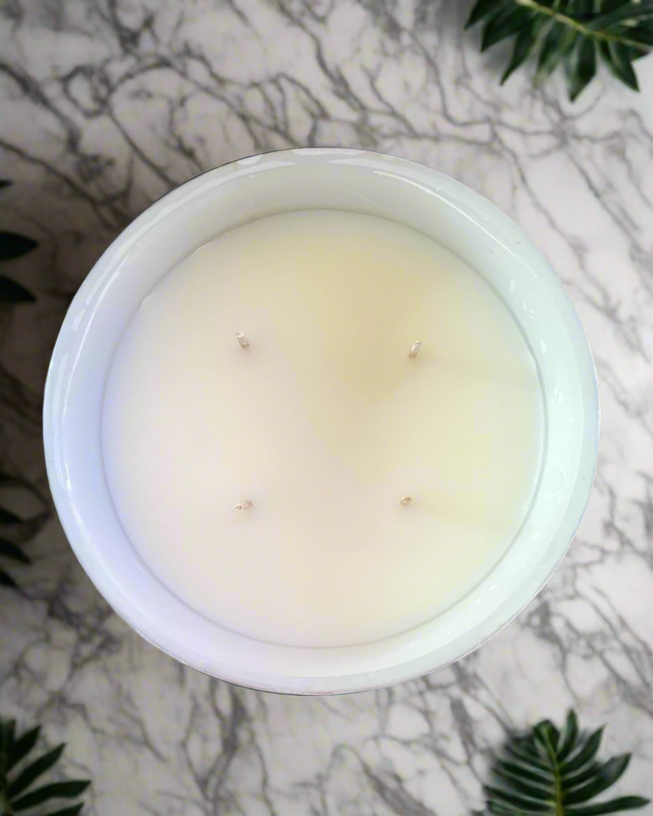 Aalli Large Candle