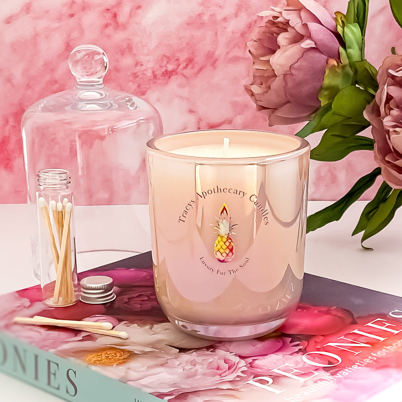 Aurelia Cloche Candle