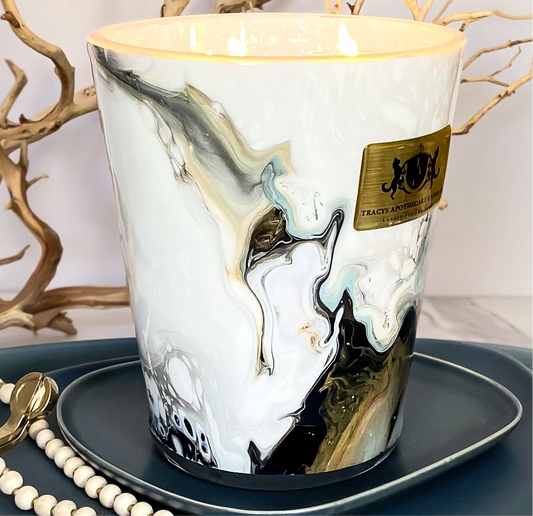 Aalli Large Candle