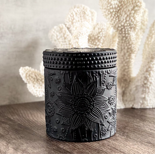 Amelia Z Black Lotus